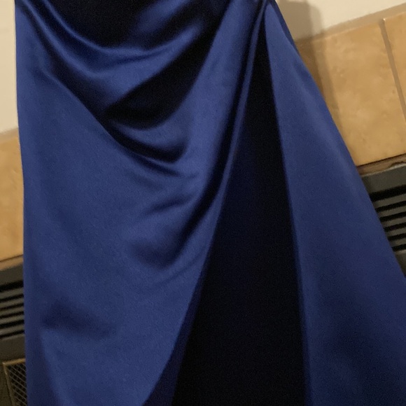 💜💜 David’s Bridal Bridesmaids Dress Navy Blue (size 6) - Picture 14 of 14